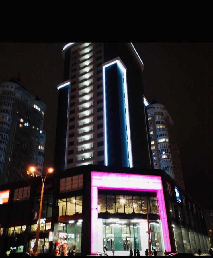 Apartment Smart Plaza Obolon' Kiev Eksteriør bilde
